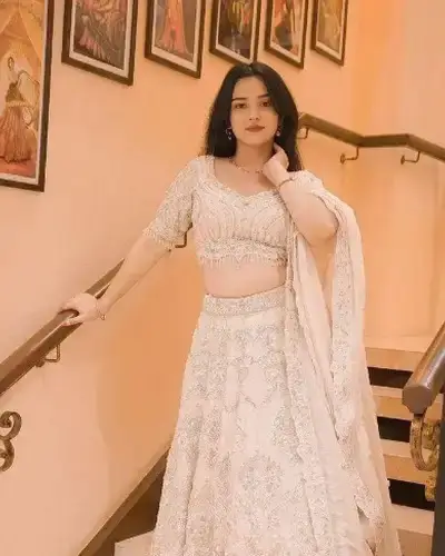 Escort Service In Shirpur
